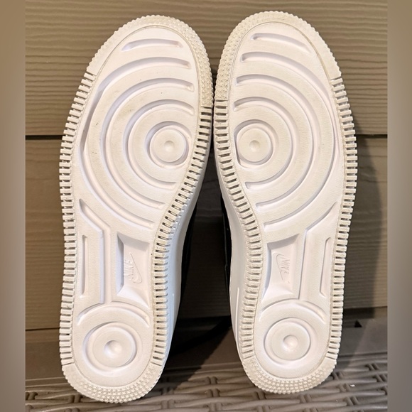 Women’s Nike Air Force 1 Sage Low Athletic Sneakers Shoes Black White US Size 8 - Picture 8 of 9